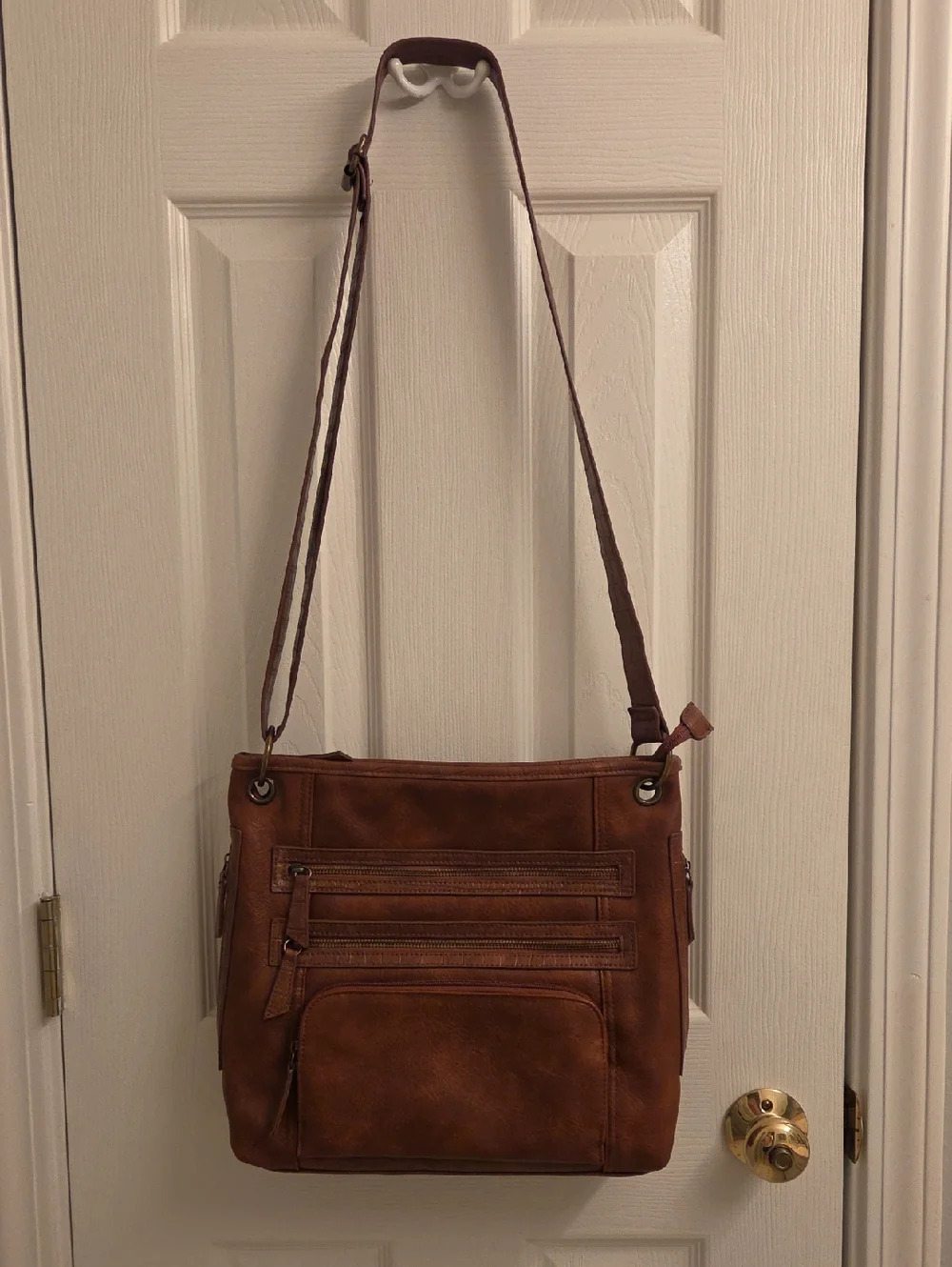 Bueno Brown Vegan Leather Crossbody Bag for Women, Excellent Like New Condition - Picture 2 of 16